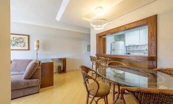 Imagem 7: Apartamento mobiliado, 03 dormitórios, sacada integrada c/ churrasqueira, 1 vaga