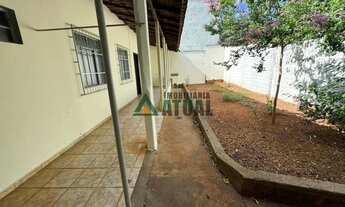 Imagem 5: Casa de fundos com 02 quartos na região central de Londrina