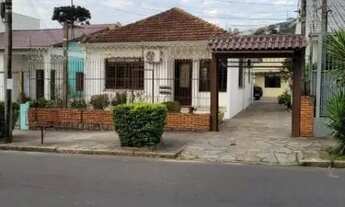 Imagem: Casa em Porto Alegre, no bairro Cavalhada
