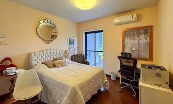 Imagem 2: Casa à venda em Valinhos, Chácaras Alpina, com 6 suítes, com 856 m², Condomínio Village Sa