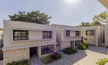 Imagem 2: Casa no condomínio Hipica Max Garden para venda e locação com 4 quartos, sendo 4 suítes