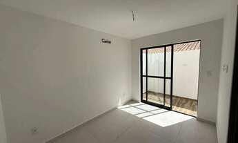 Imagem 3: Imóvel para venda possui 75 metros quadrados com 2 quartos em Jardim Oceania - João Pessoa