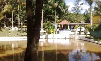 Imagem 2: Chácara 4300m², com 3 quartos, lago e piscina, quiosque, á venda no Curucutu - São Bernard