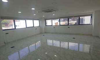 Imagem: Excelente escritório 61m² com 3 Wcs, localizado