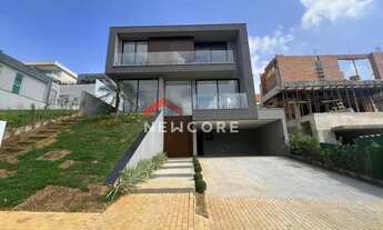 Imagem: Casa de condomínio em Alameda Michelangelo