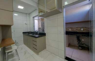 Imagem 7: Área Privativa de 03 quartos sendo 01 com suíte, 02 vagas de garagem no Bairro Parque Mara