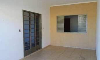 Imagem 2: Casa para alugar em borda da mata