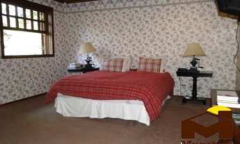 Imagem 6: Casa em meio à natureza