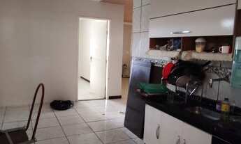 Imagem 5: Casa 2 Quartos 1 Suíte. Casa colonial. Frente ao Hospital de Arlindo Villaschi