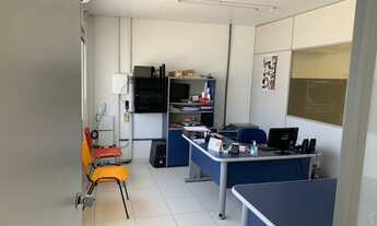 Imagem 6: Prédio comercial c habites