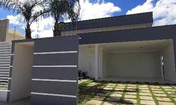 Imagem: Casa com 3/4 e armarios planejados, moderna