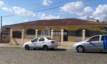 Imagem 2: CASA À VENDA NO ÓRFÃS