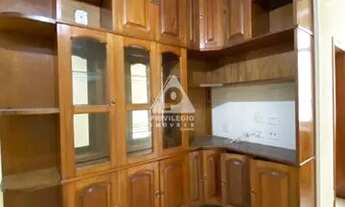 Imagem 3: Apartamento para venda tem 75 metros quadrados com 2 quartos