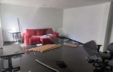 Imagem 3: Casa comercial Casa com 1 dormitório