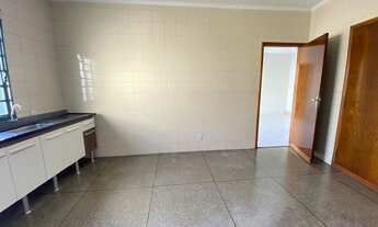 Imagem 3: Apartamento para aluguel tem 80 metros quadrados com 3 quartos em Centro - Bauru - SP