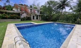 Imagem: Casa duplex, 650 m2, 4/4, 3 suítes, 8 vagas