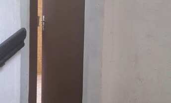 Imagem: Kitinet central prédio frente Passeio publico