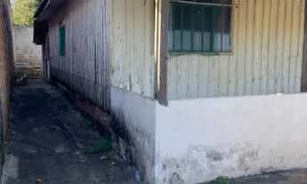 Imagem 2: Terreno com casa de madeira olarias