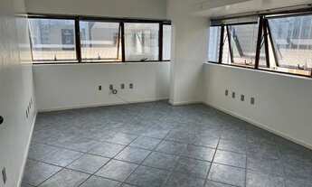 Imagem: Sala Comercial no Centro de Florianópolis