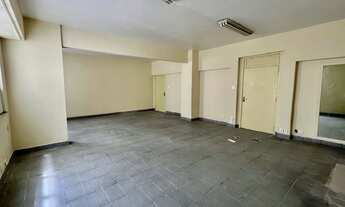 Imagem 2: Excelente Grupo Comercial, 65 m2, posição fundos, andar alto - Av Treze de Maio - Centro