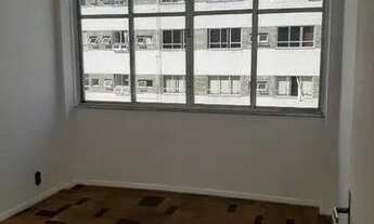 Imagem 2: Vendo lindo apartamento no centro de Petrópolis, na Rua Paulo Barbosa