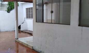 Imagem 4: Casa Centro de Campo Grande - Fundos