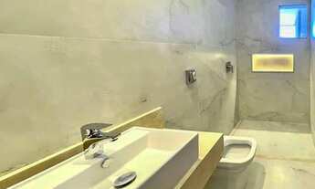 Imagem 7: Casa para venda possui 323 metros quadrados com 4 quartos em Jardins Itália - Goiânia - GO