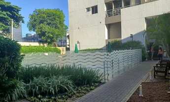 Imagem 4: Melhor localização em Candeias.Apartamento para aluguel possui 64 metros quadrados com 3 q