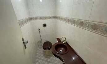 Imagem 6: Apartamento para venda possui 127 metros quadrados com 4 quartos em Lagoa - Rio de Janeiro