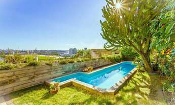 Imagem: Casa de 380m2 com 4 suítes e piscina no