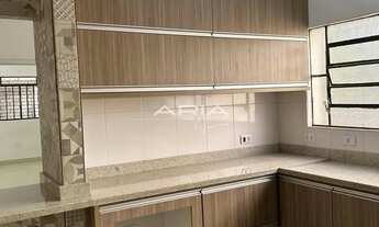 Imagem 4: Casa com edícula à VENDA no Jd. América, região Central, Londrina - PR