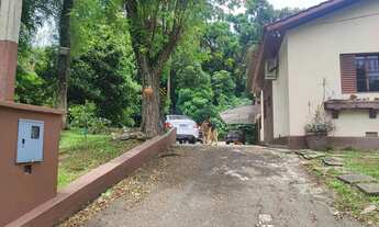 Imagem 4: CASA com 5 dormitórios à venda com 300m² no bairro Tingui - CURITIBA / PR