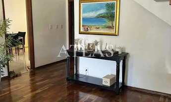 Imagem: Linda Casa à Venda, Jardim Amália, Volta