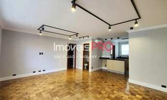 Imagem: Rua Oscar Freire ao lado do metrô