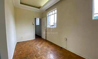 Imagem 2: Apartamento com 2 quartos (1 suíte) no bairro Floresta