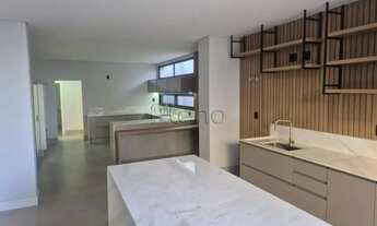 Imagem 6: Casa à venda em Campinas, Residencial Jatibela, com 4 suítes, com 559.77 m², Residencial J