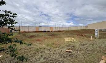 Imagem 3: Terreno em condomínio fechado com 428,72m², bairro Vivenda da Mata, Zona Sul de Ribeirão P