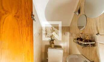 Imagem 5: Casa à Venda - Vila Guilhermina, 2 Quartos, 290 m2