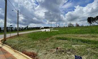 Imagem 2: Excelente lote de esquina no Condomínio Jardins Parma