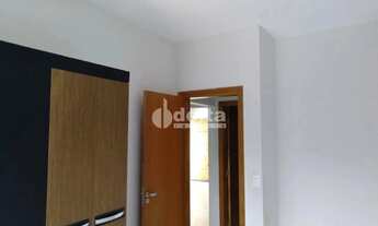 Imagem 5: Apartamento com 2 quartos sendo 1 suíte, disponível para locação no bairro Daniel Fonseca