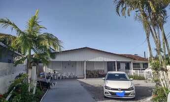 Imagem: Casa em Matinhos a 300mt da praia