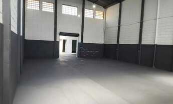 Imagem 4: Galpão comercial de 250m² com 02 banheiros para locação - Recreio Anhanguera