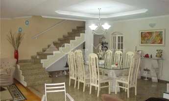 Imagem 5: Sobrado de Luxo com 4 Suítes e Edícula em Osasco - Bairro Campesina