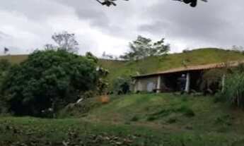 Imagem 4: Chácara na beira da represa Jacareí