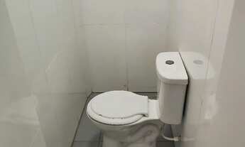 Imagem 7: Alugo apartamento reformado 2 quartos mais uma dependência