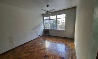 Imagem 3: VENDO NA TIJUCA, 3 QUARTOS, SUÍTE, 2 VAGAS