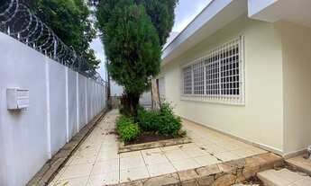 Imagem 2: Casa para aluguel possui 300 metros quadrados com 4 quartos em Jardim Carvalho - Bauru - S