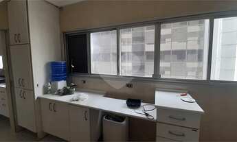 Imagem 7: Morro dos Ingleses para locação, 4 dormitórios, 3 vagas de garagem