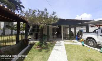 Imagem 2: Casa ótima com piscina para aluguel em candeias, tem 265 metros quadrados com 3 quartos