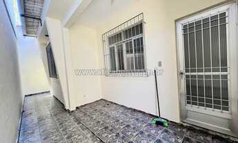 Imagem: Ótima Casa de fundos 02 Quartos totalmente